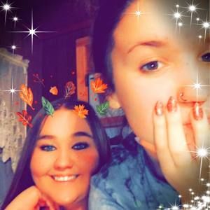 Meet your Posher, Kandi